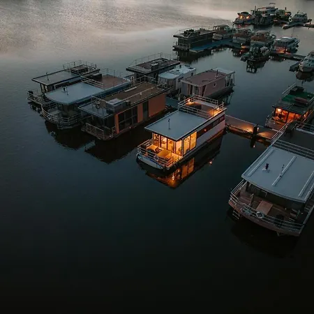 Floatinghouses Zehdenick