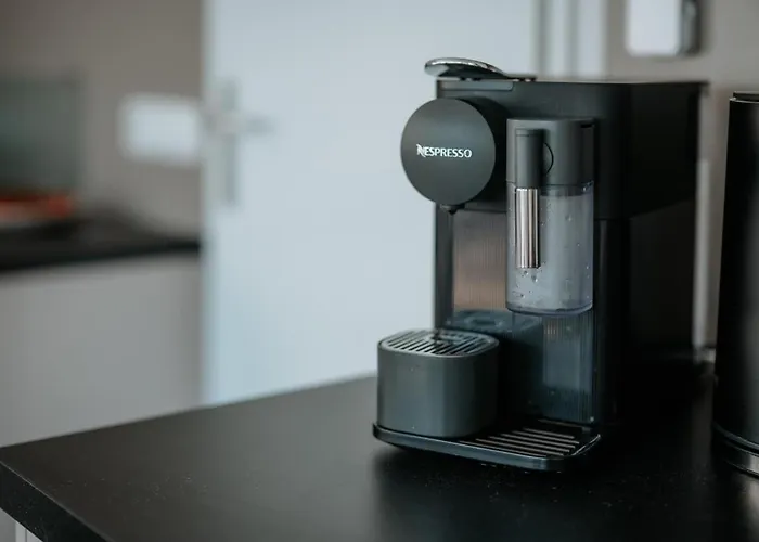 Floatinghouses Nyaraló *