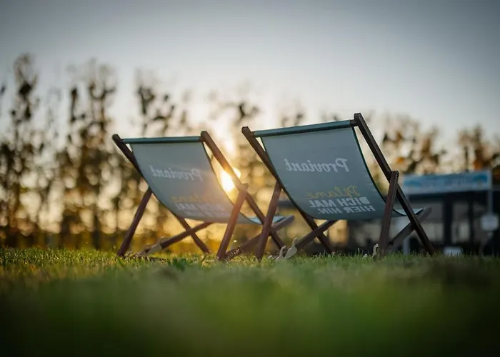 Nyaraló Floatinghouses Zehdenick