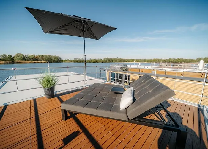 Nyaraló Floatinghouses