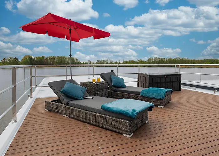 Floatinghouses Nyaraló